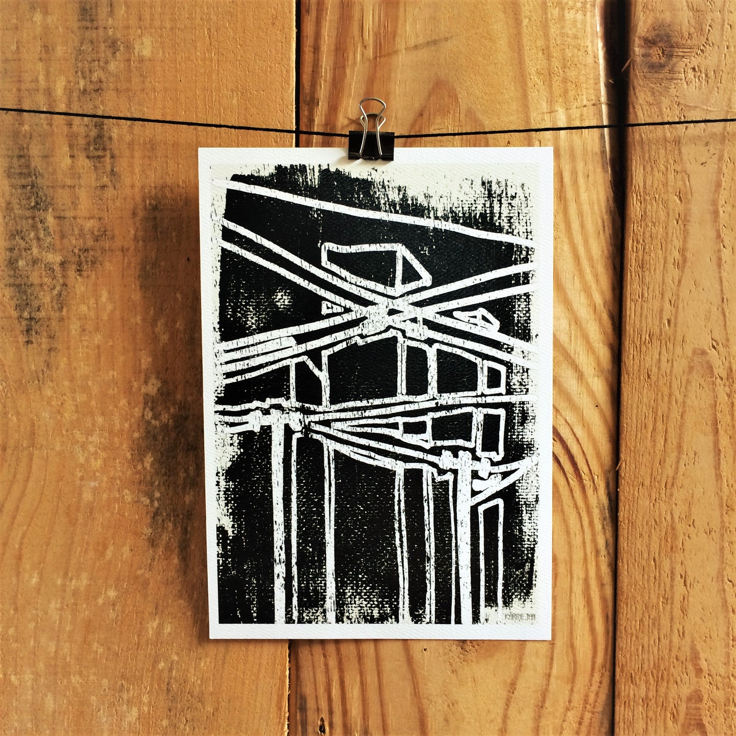 Electric cords- urban view - black